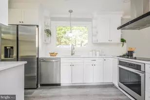 7009 Adelphi Rd, Hyattsville, MD 20782 - Photo 8