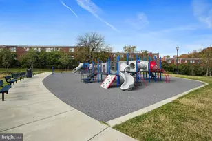 2808 Devonshire Clfs Ter, Hyattsville, MD 20782 - Photo 18