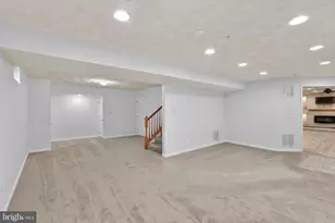 8508 Hillview Rd, Landover, MD 20785 - Photo 36