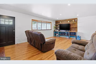 7610 Croom Station Road, Upper Marlboro, MD 20772 - Photo 2