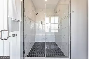 500 Riversail Ln, Oxon Hill, MD 20745 - Photo 8