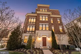 500 Riversail Ln, Oxon Hill, MD 20745 - Photo 1