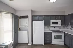 14902 London Ln, Bowie, MD 20715 - Photo 4