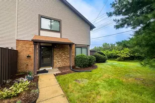 10167 Scotch Hill Dr, Upper Marlboro, MD 20774 - Photo 2