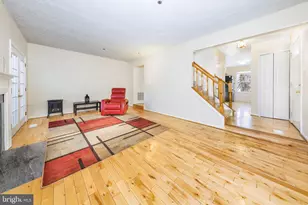 3720 Silver Park Ct, Suitland, MD 20746 - Photo 6