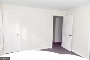 6621 Greenvale Pkwy, Riverdale, MD 20737 - Photo 16