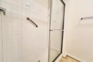 12900 Fox Bow Dr, Upper Marlboro, MD 20774 - Photo 20