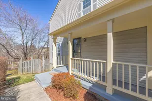 8710 Post Oak Way, Landover, MD 20785 - Photo 4