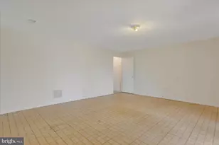 8710 Post Oak Way, Landover, MD 20785 - Photo 28