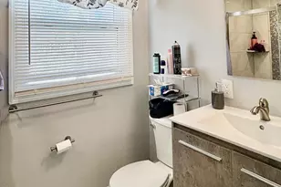 12704 Keswick Ln, Bowie, MD 20715 - Photo 10