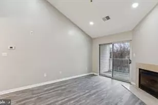 8931 Town Center Cir, Upper Marlboro, MD 20774 - Photo 12