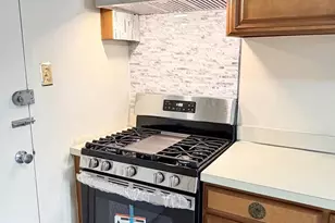 6100 Westchester Park Dr, College Park, MD 20740 - Photo 4