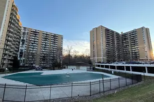 6100 Westchester Park Dr, College Park, MD 20740 - Photo 2