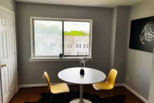 2510 Markham, Landover, MD 20785 - Photo 4