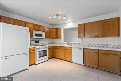 6207 Gothic Lane, Bowie, MD 20720 - Photo 2