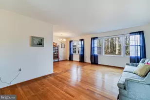 7118 Lory Ln, Lanham, MD 20706 - Photo 6