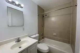 2512 Markham Ln, Landover, MD 20785 - Photo 12