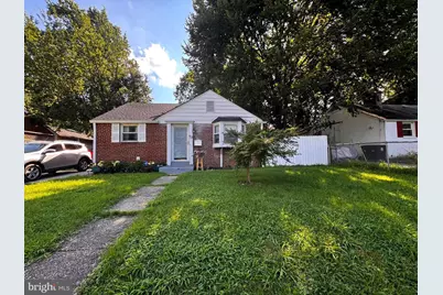 4010 73rd Ave, Hyattsville, MD 20784 - Photo 2