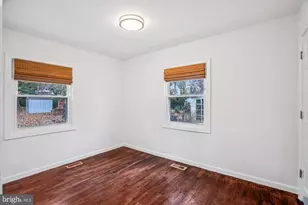 9704 48th Pl, College Park, MD 20740 - Photo 14