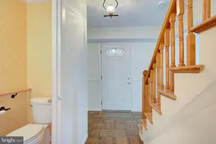 2811 Barberry Ln, Bowie, MD 20715 - Photo 8