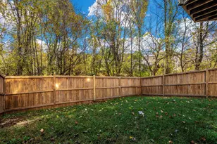 10201 Tulip Tree Dr, Bowie, MD 20721 - Photo 4
