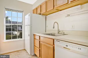 9278 Cherry Ln, Laurel, MD 20708 - Photo 12