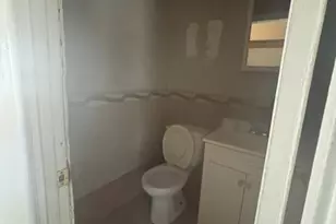 5104 Emo St, Capitol Heights, MD 20743 - Photo 8