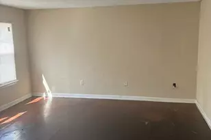 5104 Emo St, Capitol Heights, MD 20743 - Photo 4