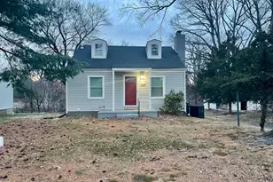 1517 Rollins Ave, Capitol Heights, MD 20743 - Photo 2