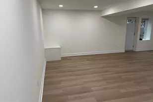 6409 63rd Pl, Riverdale, MD 20737 - Photo 8