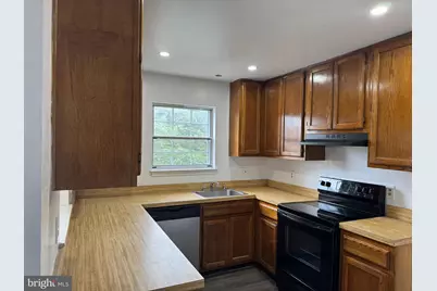 10734 Castleton Way, Upper Marlboro, MD 20774 - Photo 4