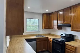 10734 Castleton Way, Upper Marlboro, MD 20774 - Photo 4