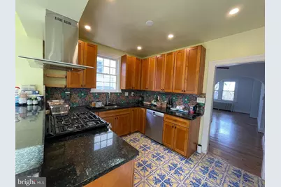 3211 Varnum Street, Mount Rainier, MD 20712 - Photo 14