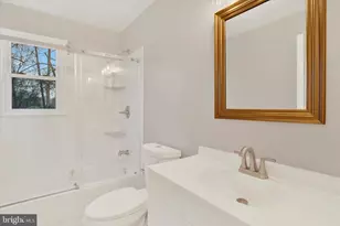 6413 White Oak Ave, Temple Hills, MD 20748 - Photo 14