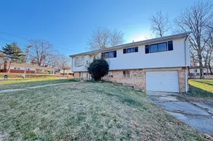 9011 Good Luck Rd, Lanham, MD 20706 - Photo 12