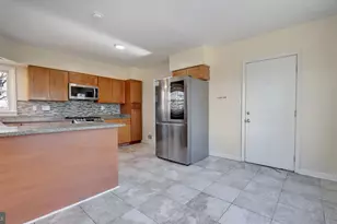 1604 Woodhill Ct, Landover, MD 20785 - Photo 4