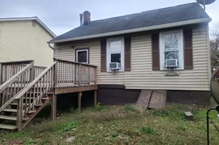 4702 Hamilton St, Hyattsville, MD 20781 - Photo 2