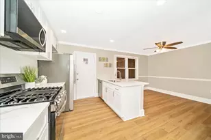 8491 Imperial Dr, Laurel, MD 20708 - Photo 18