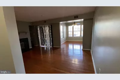 2071 Alice Avenue #202, Oxon Hill, MD 20745 - Photo 2