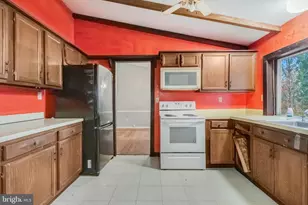 13106 Larkhall Cir, Fort Washington, MD 20744 - Photo 6