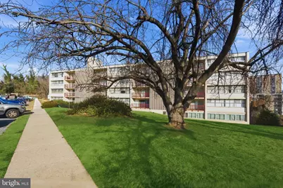 9205 New Hampshire Avenue #302, Silver Spring, MD 20903 - Photo 2