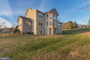 6812 Osborne Hill Dr, Upper Marlboro, MD 20772 - Photo 46