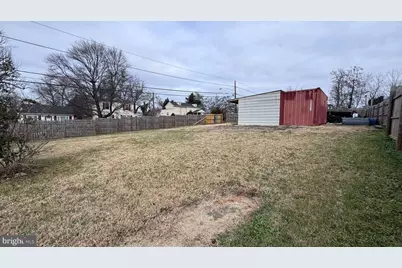 419 Carmody Hills Drive, Capitol Heights, MD 20743 - Photo 4