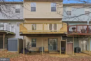 2402 W Rosecroft Village Cir, Oxon Hill, MD 20745 - Photo 30