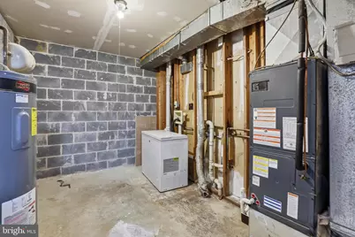 2402 W Rosecroft Village Circle, Oxon Hill, MD 20745 - Photo 24