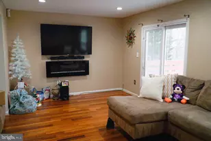 8415 Snowden Oaks Pl, Laurel, MD 20708 - Photo 12