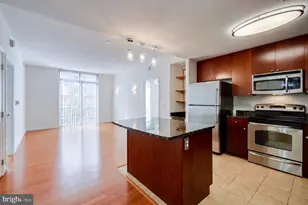 155 Potomac Passage, National Harbor, MD 20745 - Photo 16