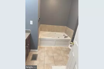 923 Pine Forest Lane #2011, Upper Marlboro, MD 20774 - Photo 10