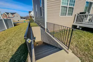 7026 Cor Crk Wy, Glenn Dale, MD 20769 - Photo 2