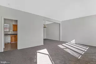 8345 Verona Dr, Hyattsville, MD 20784 - Photo 4